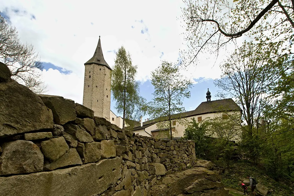 výlet Hrad Roštejn